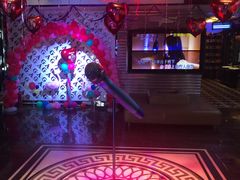 -GAGA主题量贩式KTV平价店(工大店)