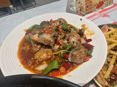 -肥肥虾庄·金牌油焖大虾(杨园滨江时代walk店)