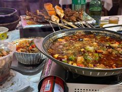 -海盗船. 龙虾烧烤. 酒馆