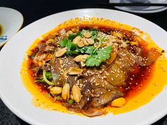 -万重锦·人文川菜馆(骡马市店)