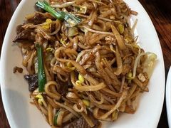 牛肉炒粿条-陈鹏鹏潮汕菜(欢乐海岸 海边景观店)