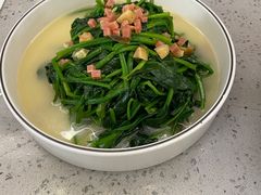-汗腾格里·风味餐厅(新疆驻京办店)