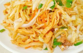 Stir-Fried Pork Noodles