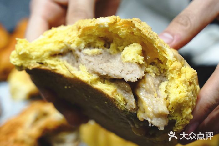 LELECHA乐乐茶(新街口大洋店)咸蛋厚芋泥软软包图片