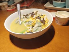-魏铭鱼头捞饭(晋阳路店)
