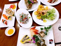 -青瓦餐厅·生鱼片·韩园烤肉(西塔店)