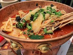 -成都你六姐·牛肉冒菜(上海环宇荟店)