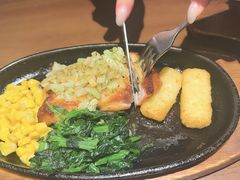 -萨莉亚(巴黎春天成山店)