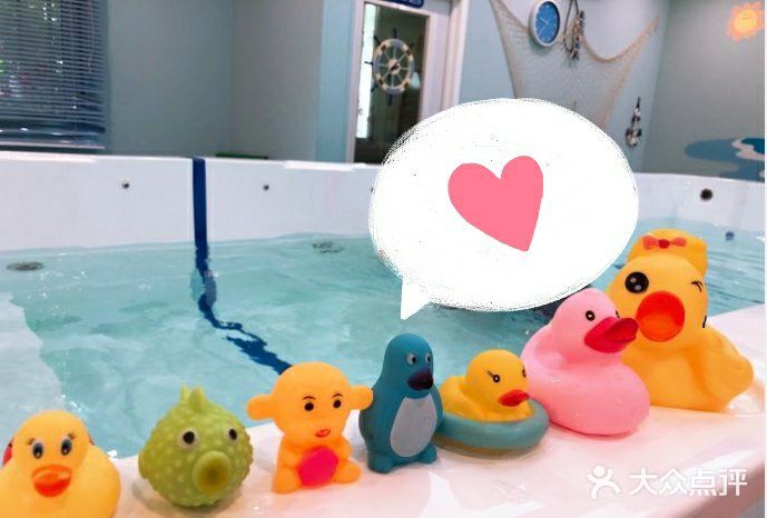 带娃打卡马博士婴幼儿游泳馆