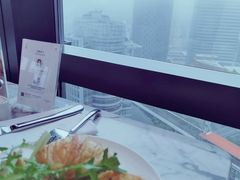 -上海龙之梦万丽酒店