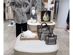-Max Mara(王府井奥莱·香江小镇店)