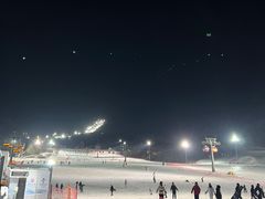 -中旅松花湖滑雪场