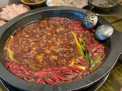 -黄潇洒老火锅(九眼桥宏济巷店)