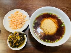 红汤面底-裕兴记•蟹黄面馆(人民广场店)