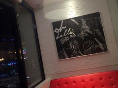 -必胜客(威高广场店)