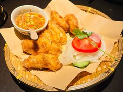 -大头虾越式风味餐厅(光明广场店)