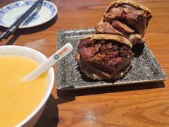 -老天桥酱肉烧饼夹肘子(天桥店)