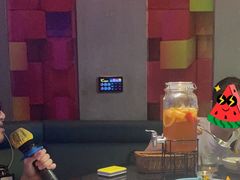 -K+全国连锁KTV(绿地缤纷天地店)