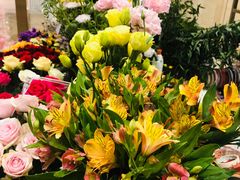 -花邻FloweringLife花艺气球派对(武康大楼店)