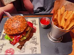 -FAT COW(虹梅路店)