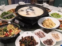-香山湖家家宴(中山陵店)