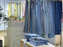 -nana showroom娜娜家服装店