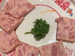 小猪呵呵午餐肉-袁山山重庆火锅(丈八北路店)