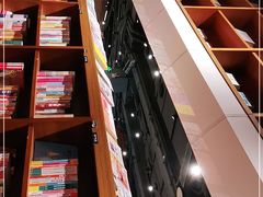 -阅·潮Readzone(珠海华发商都店)