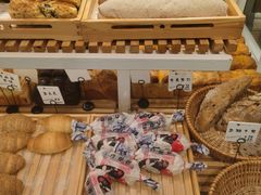 -焙丽拾光(麦凯乐直营店)