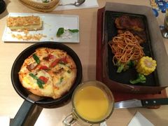 -必胜客(花舞大唐博物馆店)