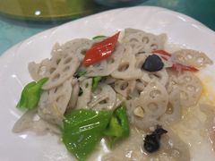 -望海潮海鲜店 特色家常菜(在海一方店)