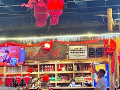 -老滇山寨•云南特色菜•地方菜•民族风情歌舞表演(金碧店)