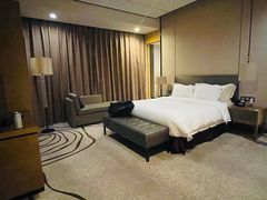-天津梅江中心皇冠假日酒店