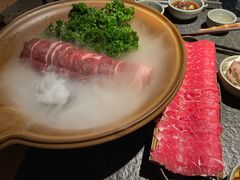 -三出山火锅(南京万象天地店)