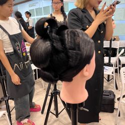 -小乐化妆美甲半永久培训学校