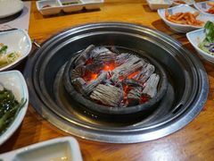 -唯成•韩国炭火烤肉 유성고기