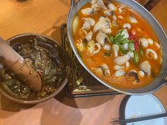 -老滇山寨•云南特色菜•地方菜•民族风情歌舞表演(金碧店)