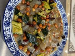 -粘豆包柴火铁锅炖
