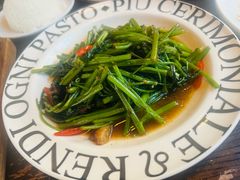 -泰莲庭·溪畔餐厅(雁栖湖店)