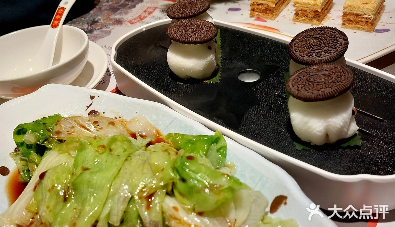 这就是西关茶楼的味道！春节新年不打烊！点评团券套餐优惠划算！
