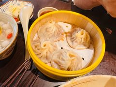 -花小蟹·无锡菜·大闸蟹文化主题餐厅·评弹表演(南长街店)