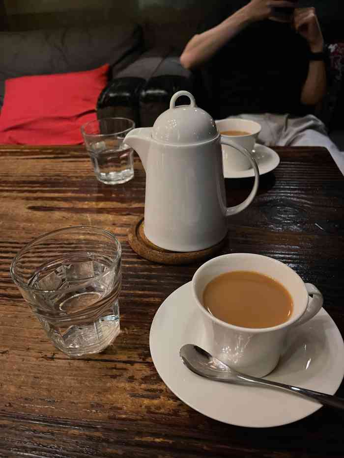 晚上来喝喝咖啡,跟朋友聊聊天的好去处!