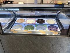 面包甜点陈列柜-哈根达斯(城西银泰店)