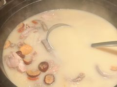 胡椒猪肚鸡锅-乔街深夜食堂·台州菜·高压锅生蚝(杭州总店)