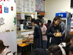 等位区-大姐麻辣烫(莲宝中路店)