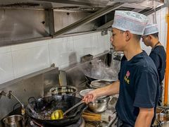 -辣螃铠盆盆蟹大排档(总店)