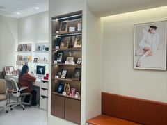 -HIMO海马体照相馆(上海华润CP静安店)