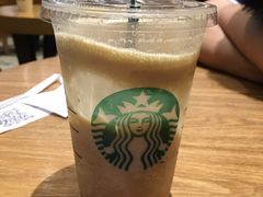 -星巴克臻选(南京金茂览秀城店)