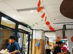 大堂-麦当劳(三星城首创奥莱店)