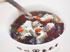 枸杞雪耳龟苓膏-梧州双钱龟苓膏(丽港航母店)